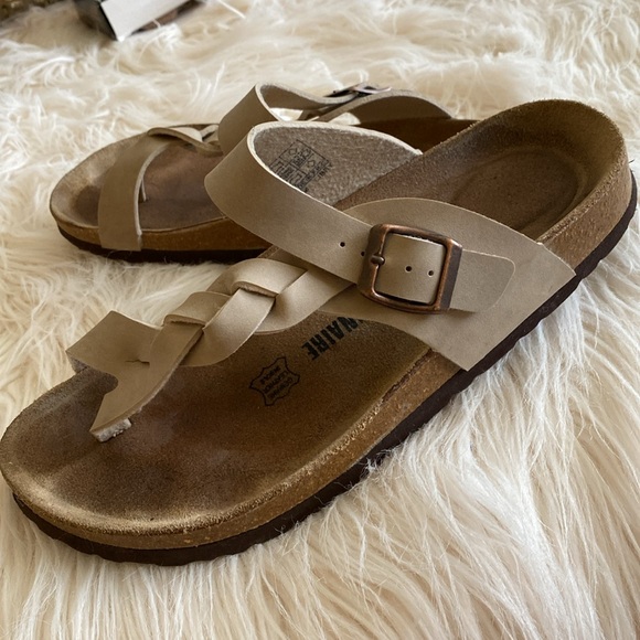 CUSHIONAIRE sandals - Picture 12 of 12